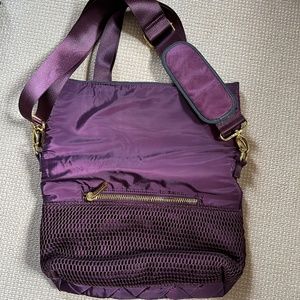 NWOT Discontinued HTF Athleta Gym bag  GORGEOUS PLUM!!!!